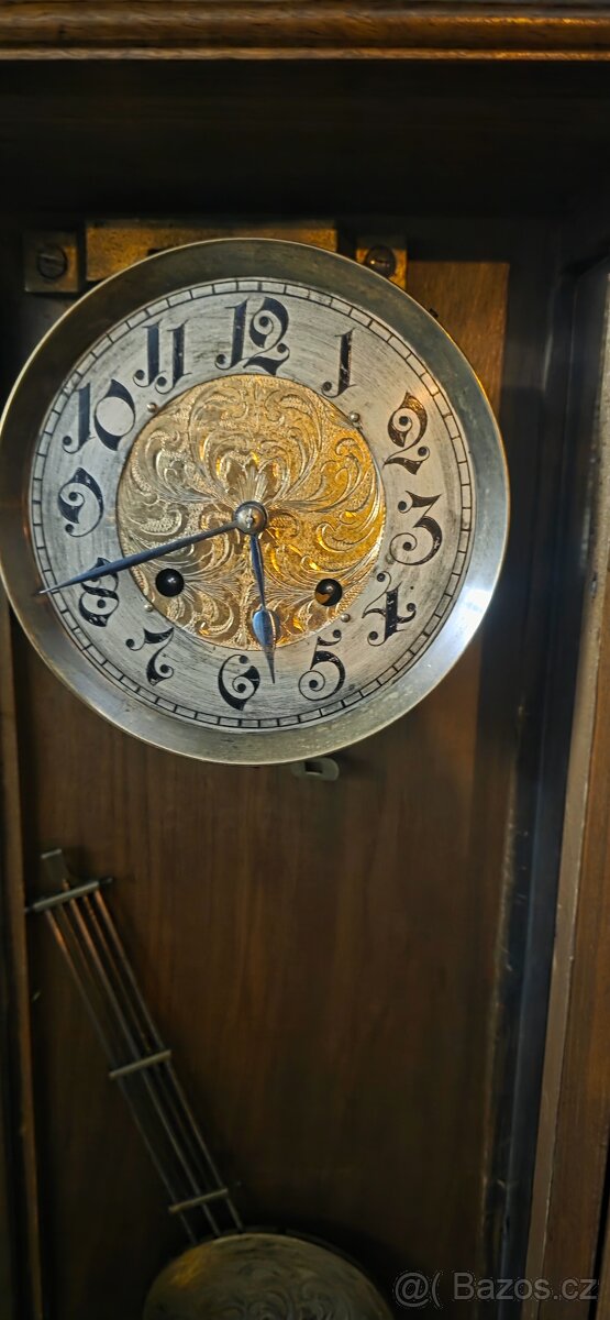 Krásné gravírované Staré hodiny - 7