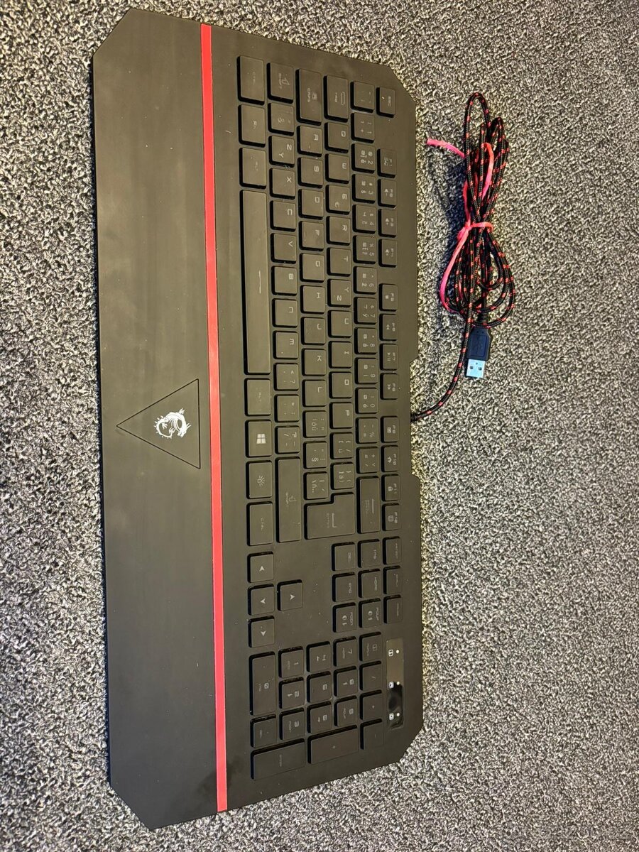 OptiPlex 3040 s příslušenstvím - 7