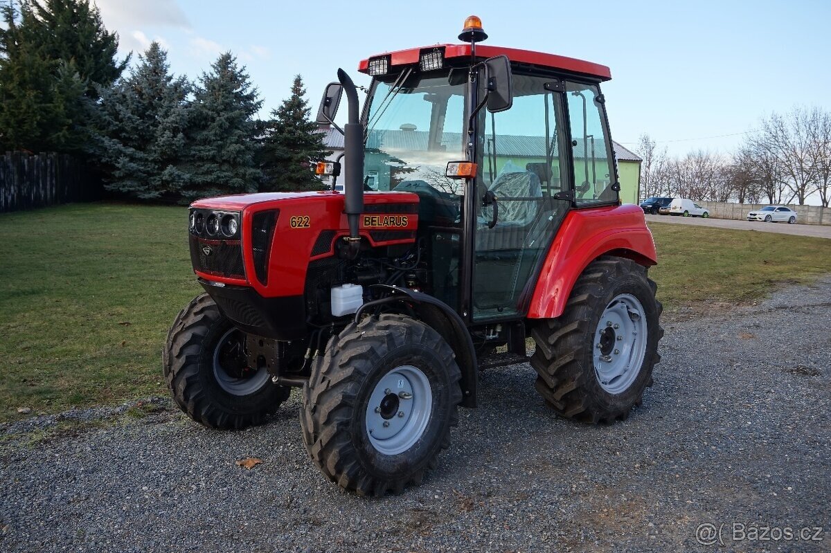 traktor Bělorus - 7