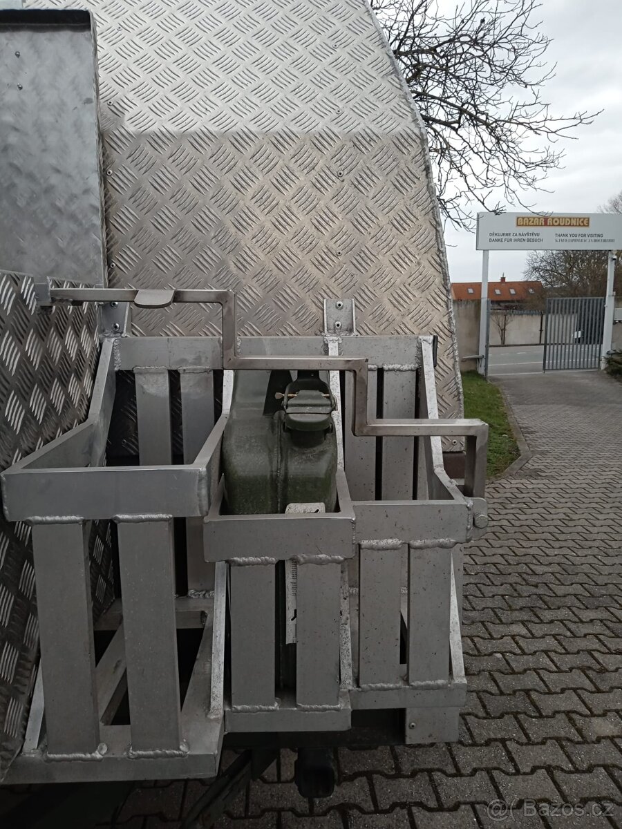 Vojenský přívěs M1101 - 7