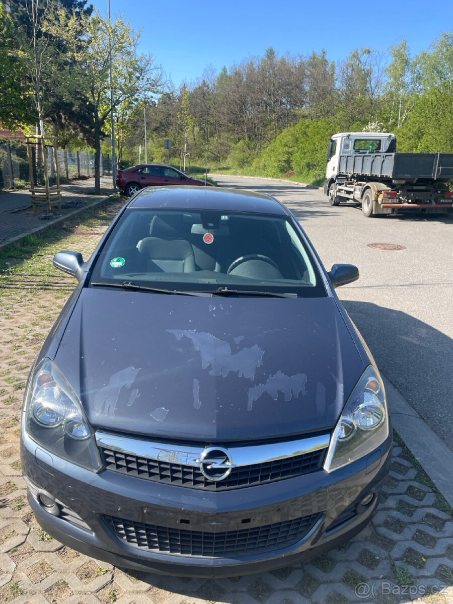 OPEL ASTRA H GTC, 1.4 Benzin - 7