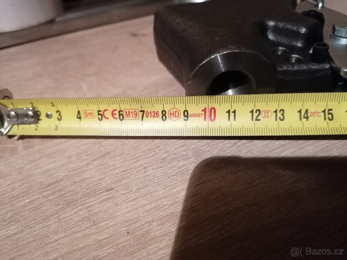 Prodám samojistící rychlo upínací háky cbm - 7