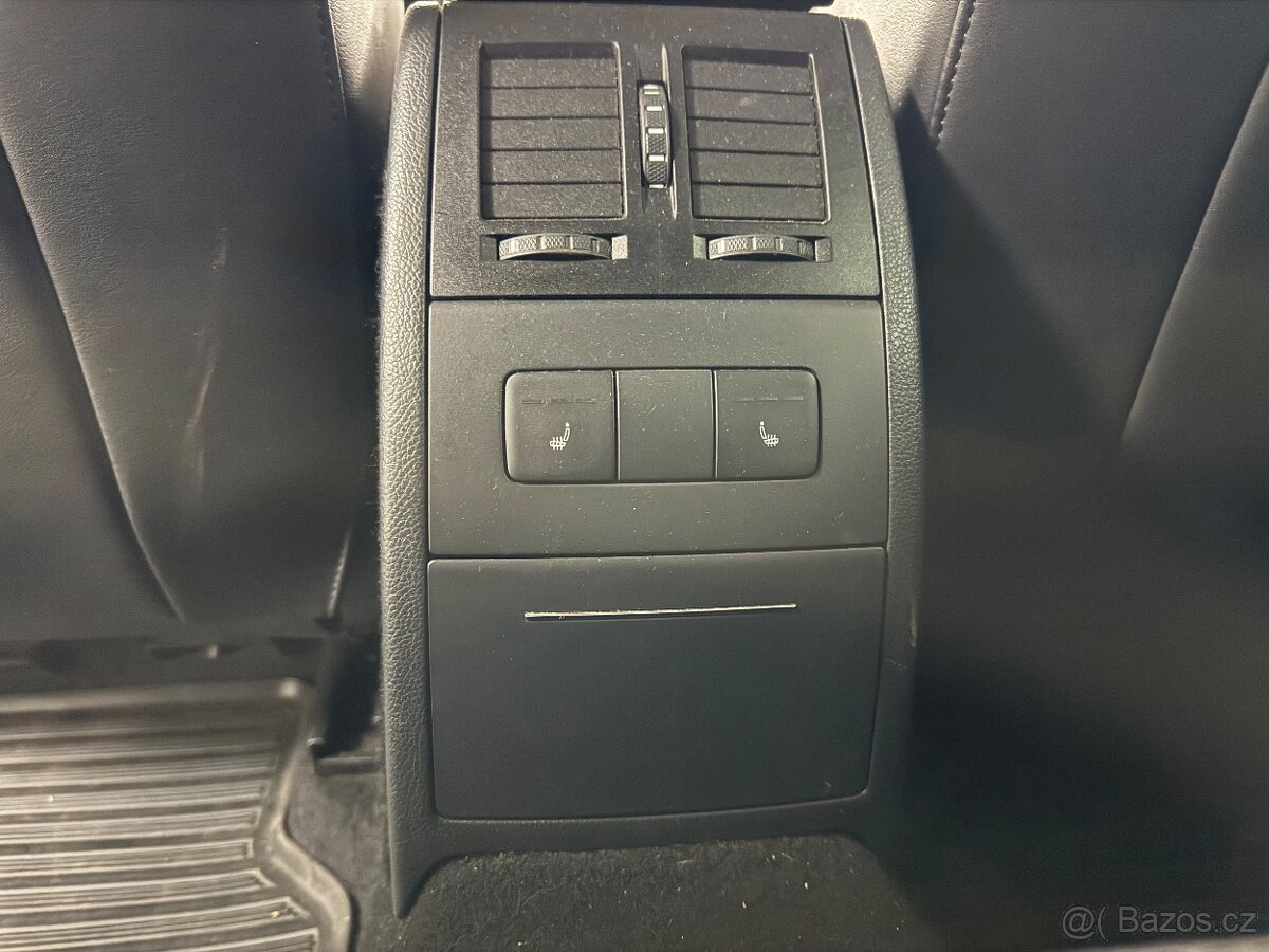 Škoda octavia laura klement - 7