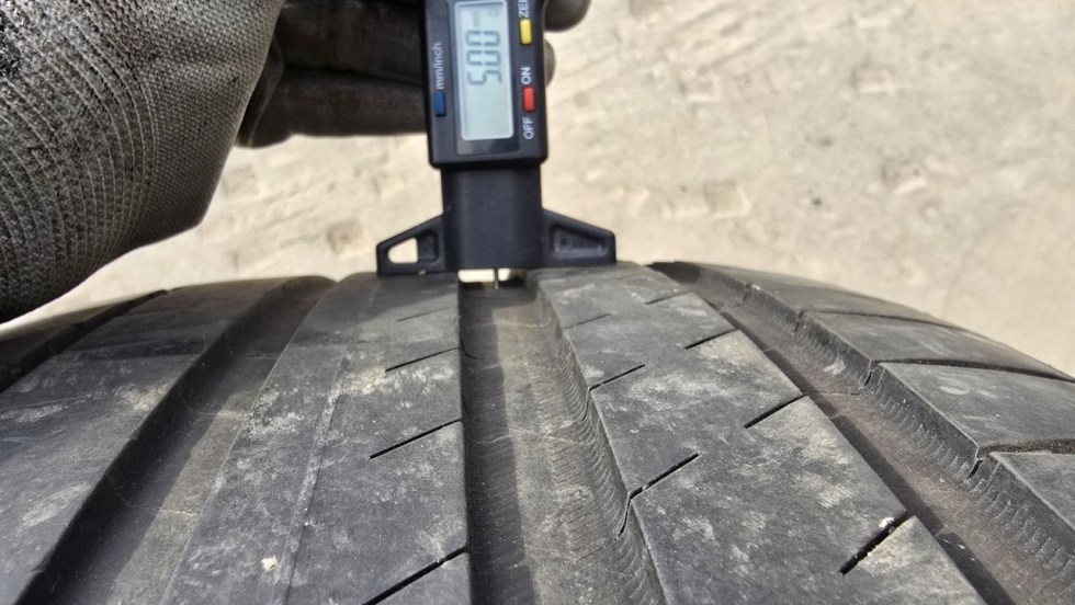 Letní pneu 275/45/20 Michelin - 7