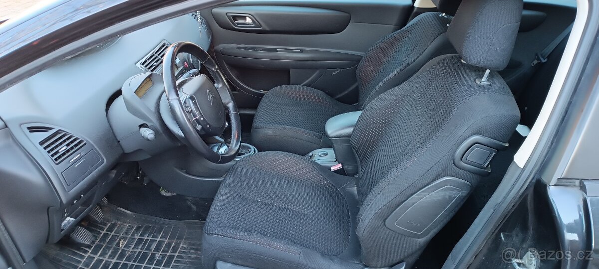 Citroen C4 VTR 1,6HDI 80kw 11/2006 - 7
