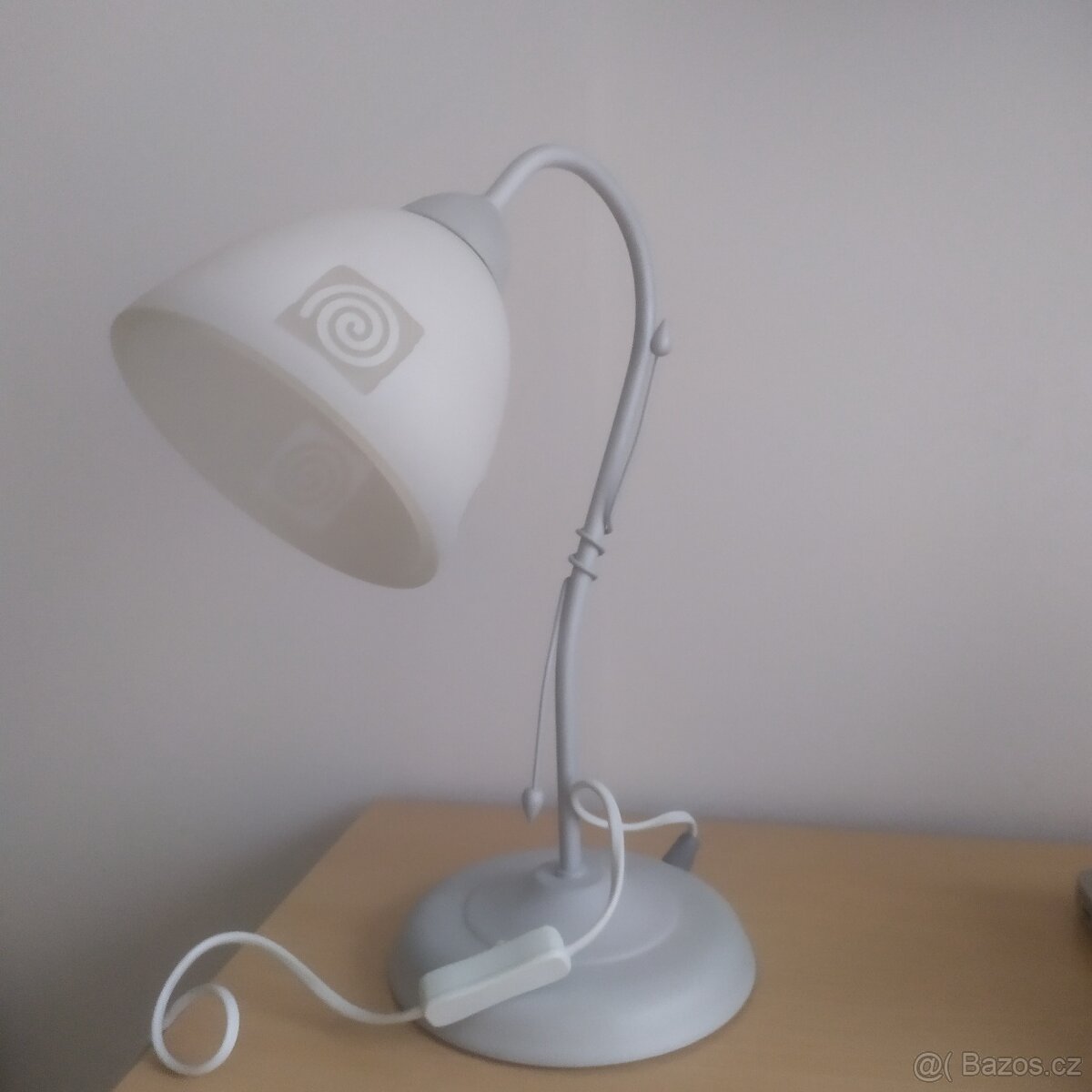 Stropní svítidlo a lampička - 7