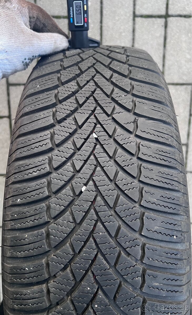 Octavia - 16" Velorum + zimní 205/60 Bridgestone - 7