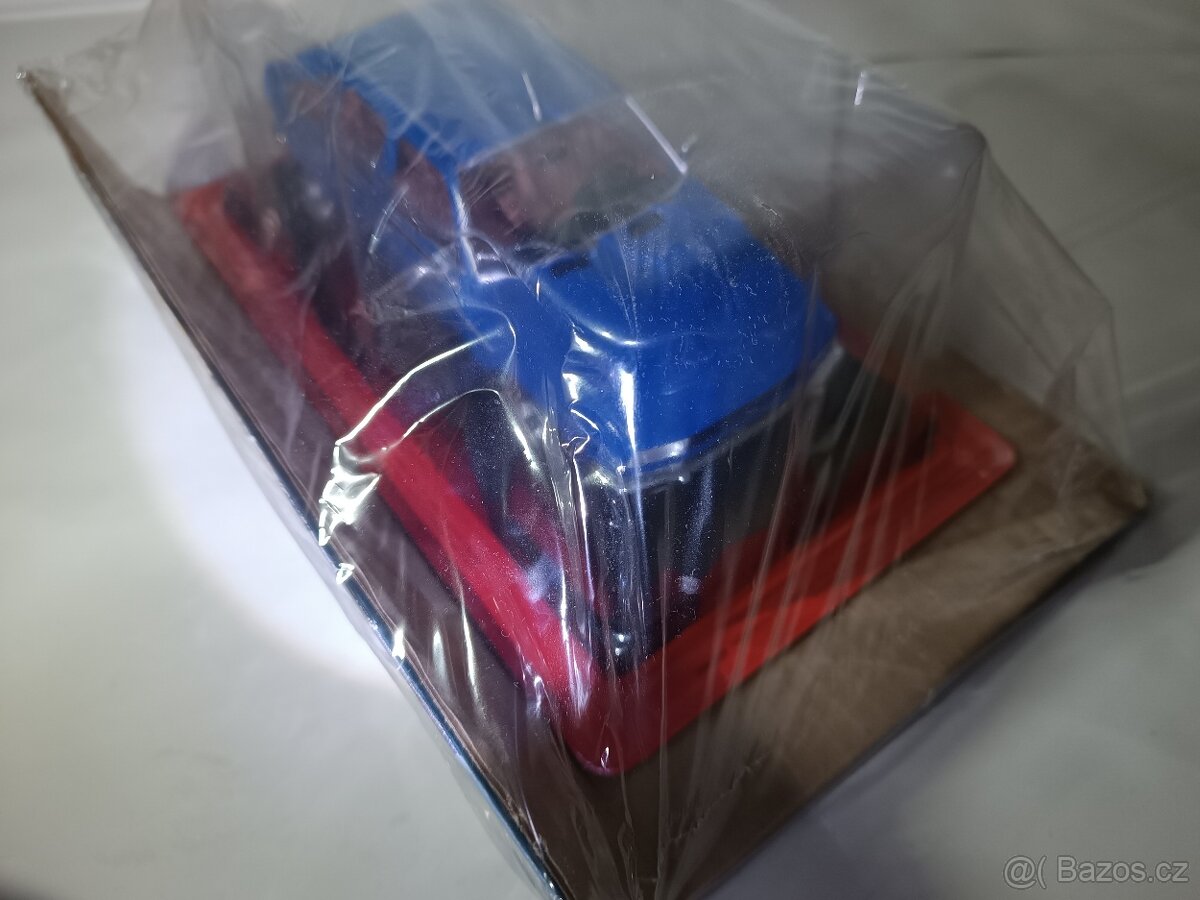 Hachette 1/24 Dacia 2000 - 7