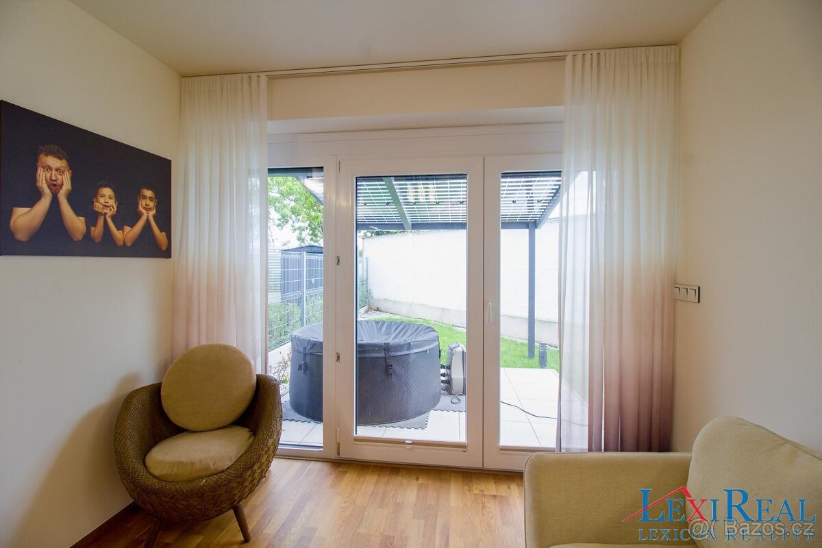 řadový rodinný dům 164 m2, 211 m2 zahrada, nadstandartní vyb - 7