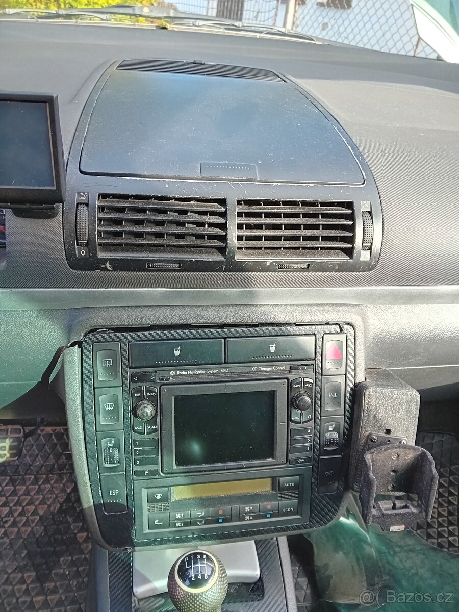 Volkswagen Sharan 1,9tdi 85Kw - 7