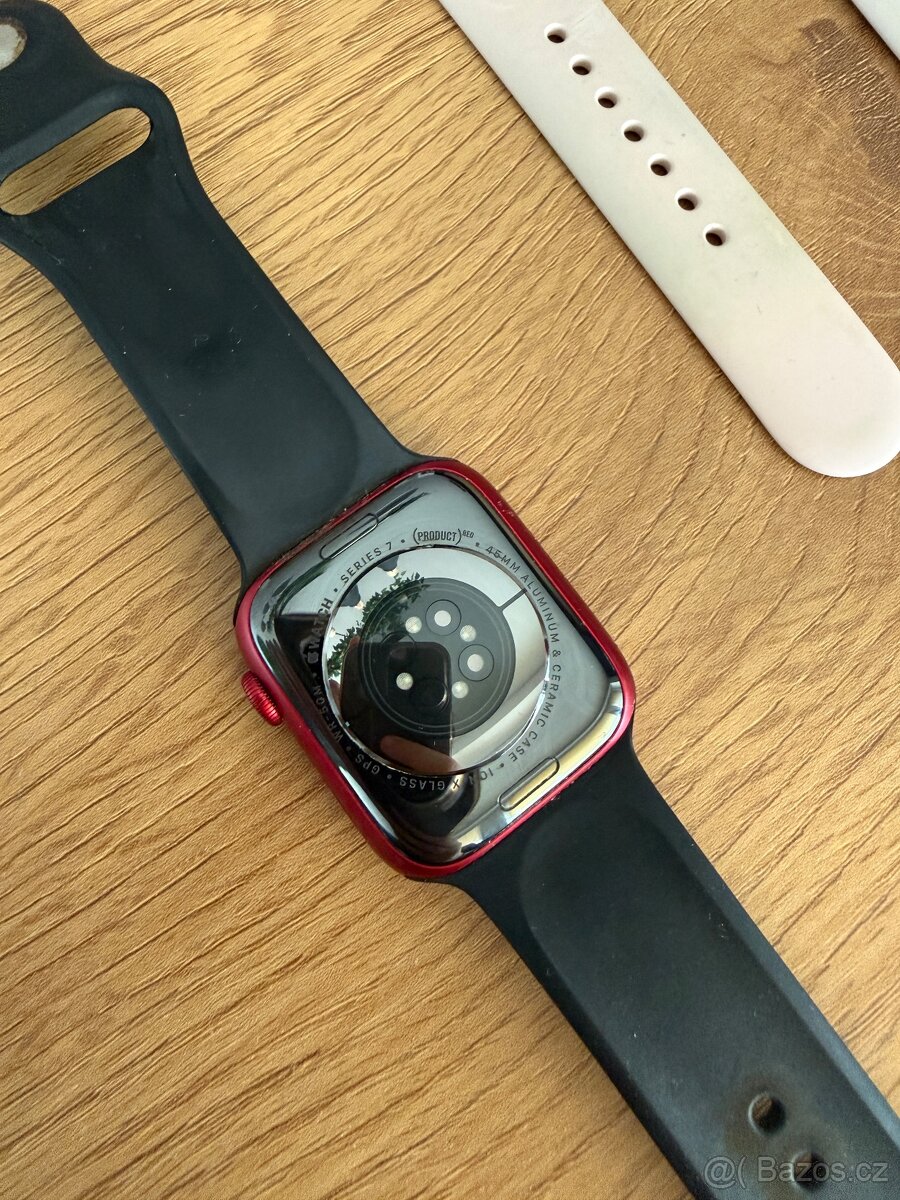 Apple Watch Series 7 45mm - 7