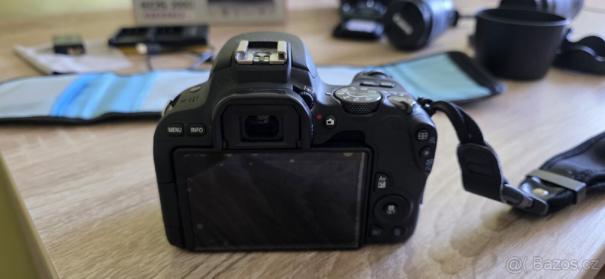 CANON EOS 200D - 7