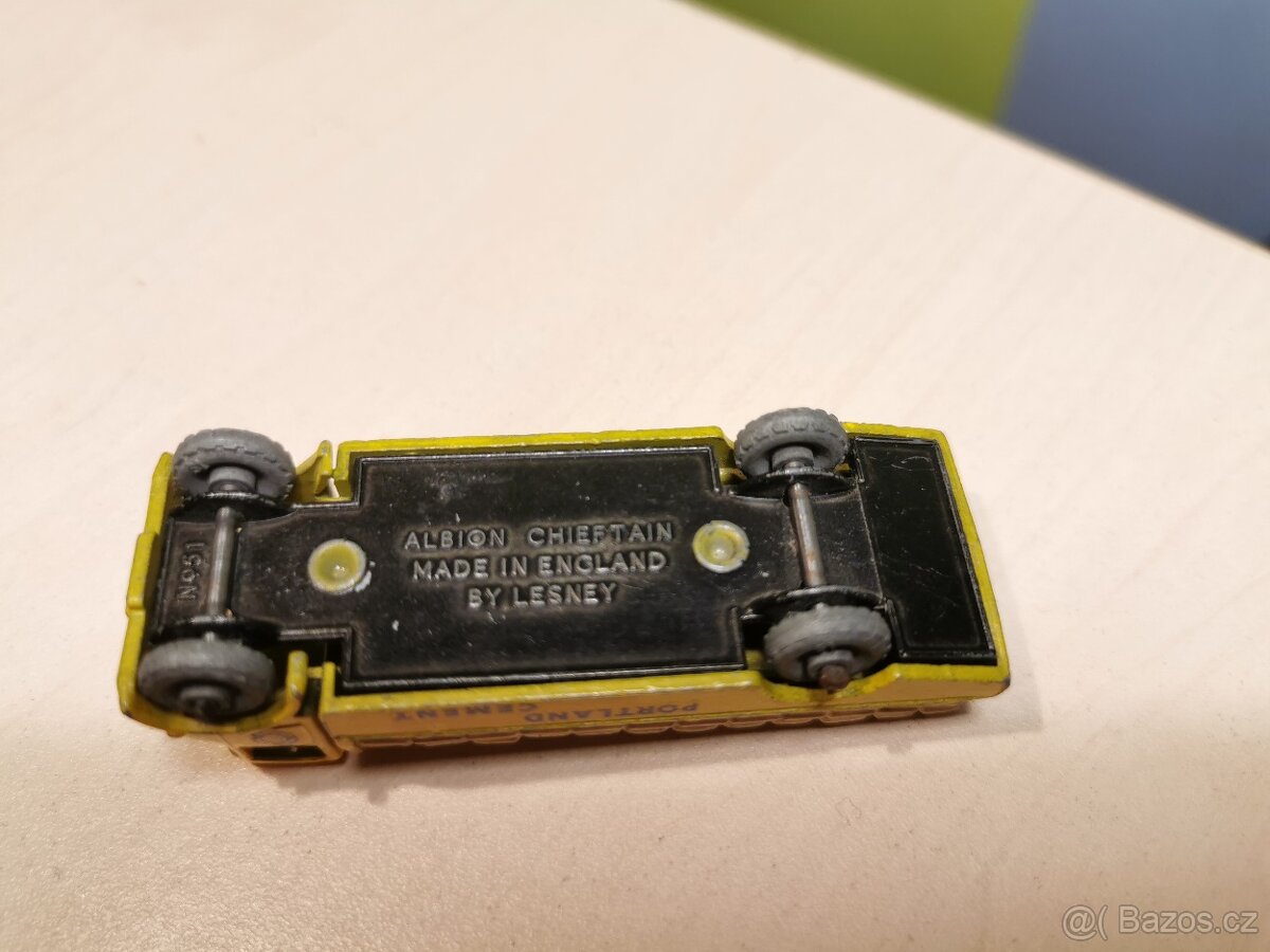 Matchbox lesney regular wheels - 7