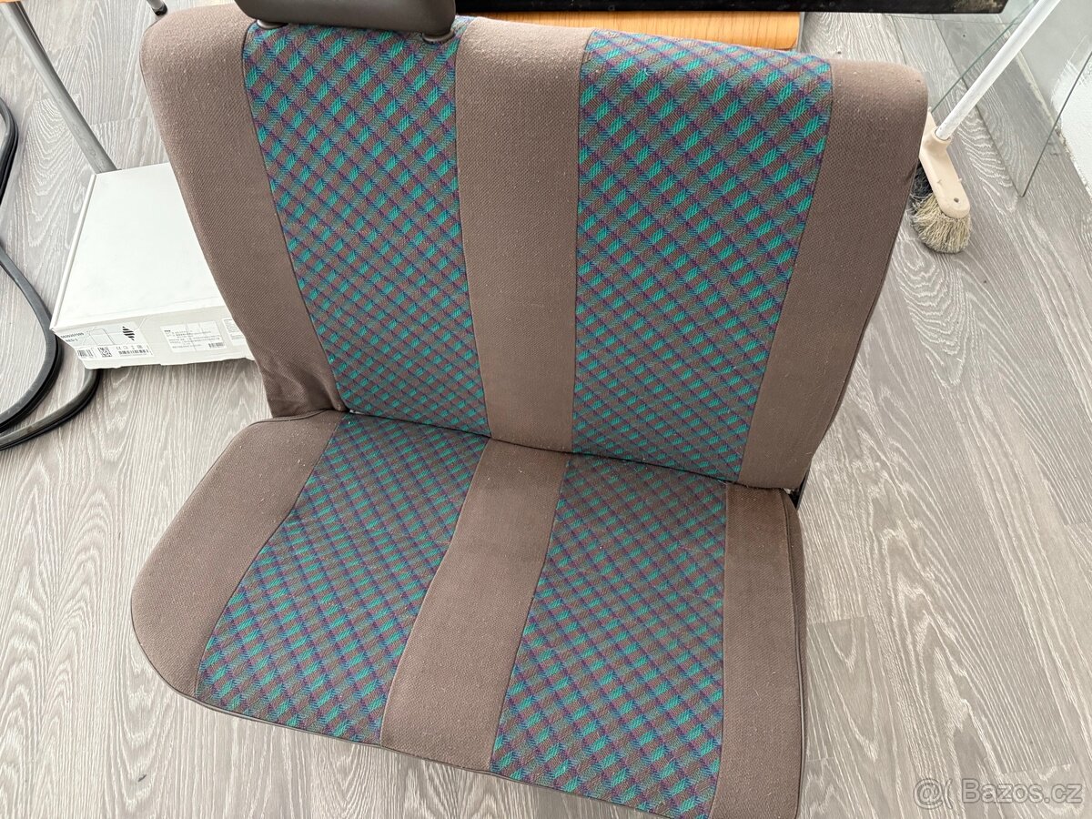 Interiér Favorit PRIMA Krásný stav - 7