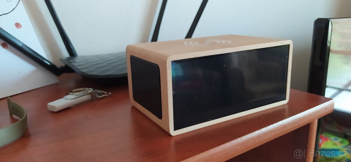 E-12_Budík s bezdrátovým nabíjením pro telefony - 7