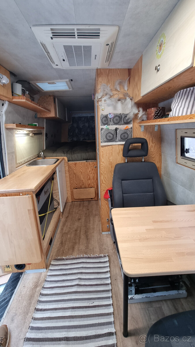 obytne auto MB Sprinter - 7