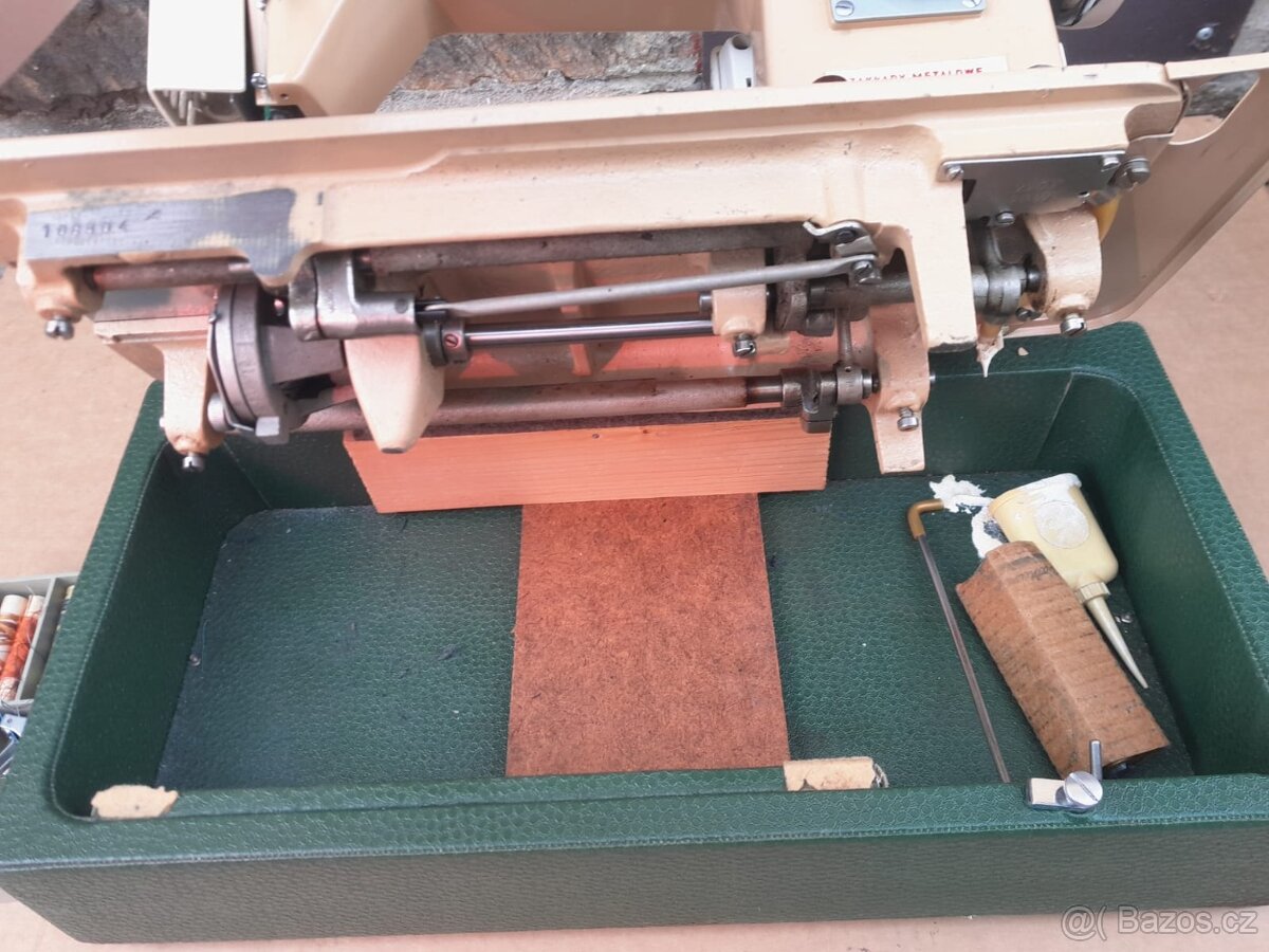 Šicí stroj Lucznik - 7