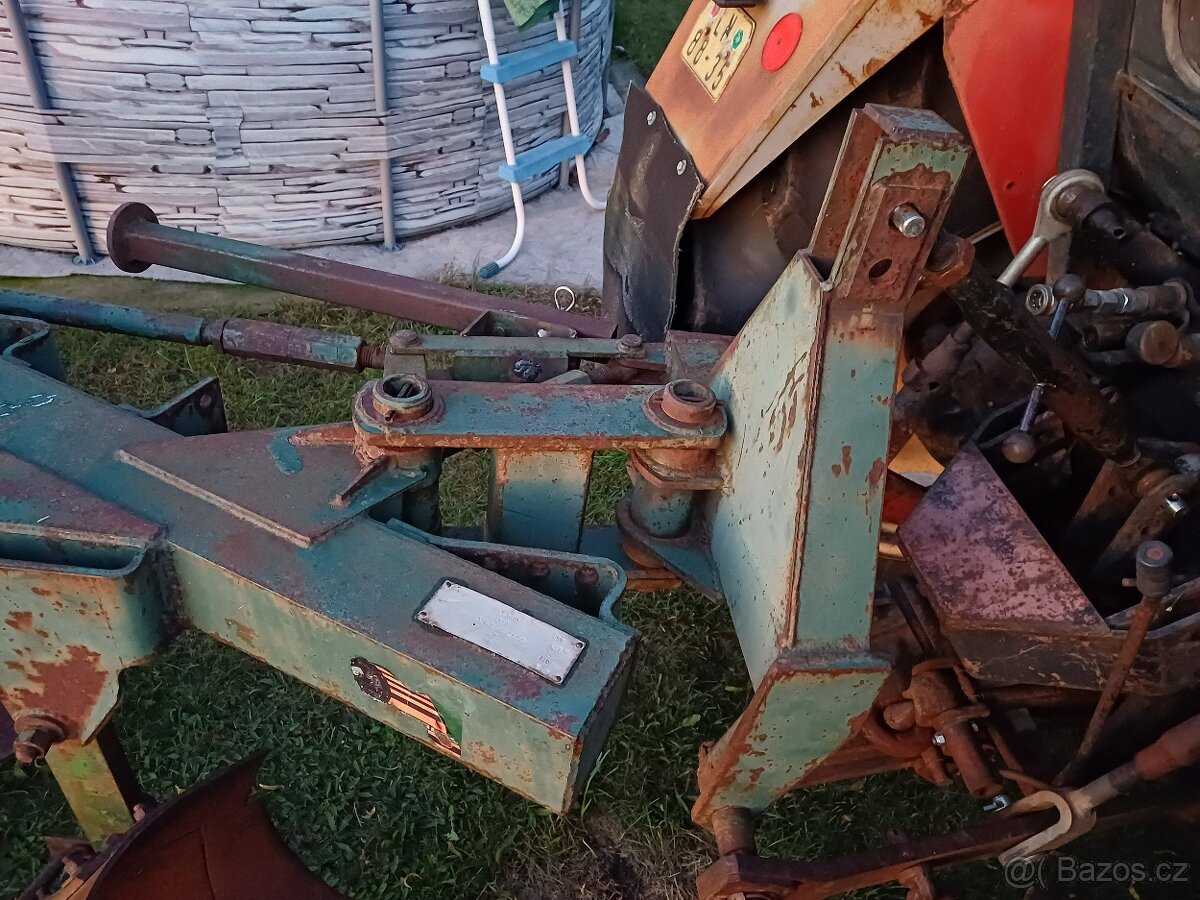 Pluh za traktor, 3 radličný Roudnický Privat PL3-101 - 7