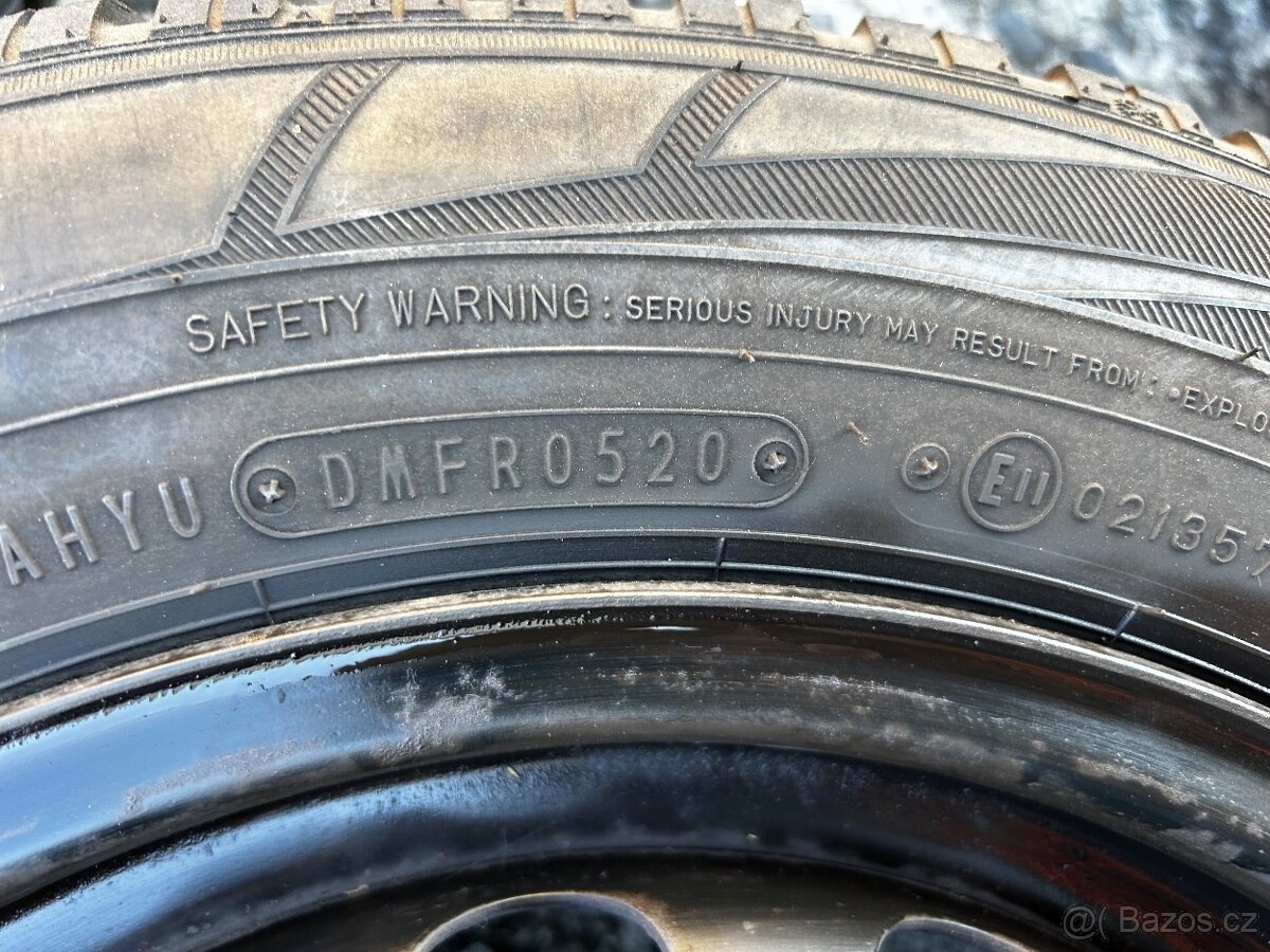 Toyota Yaris hybrid, 175/65/15 T zimní sada - 7