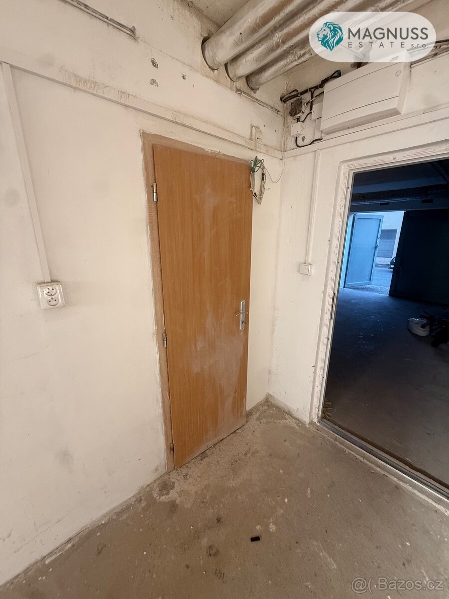 Pronájem garáže na adrese Rokycanova - 7