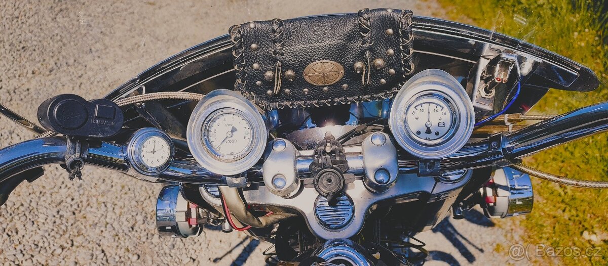 YAMAHA XV 1600 A - 7