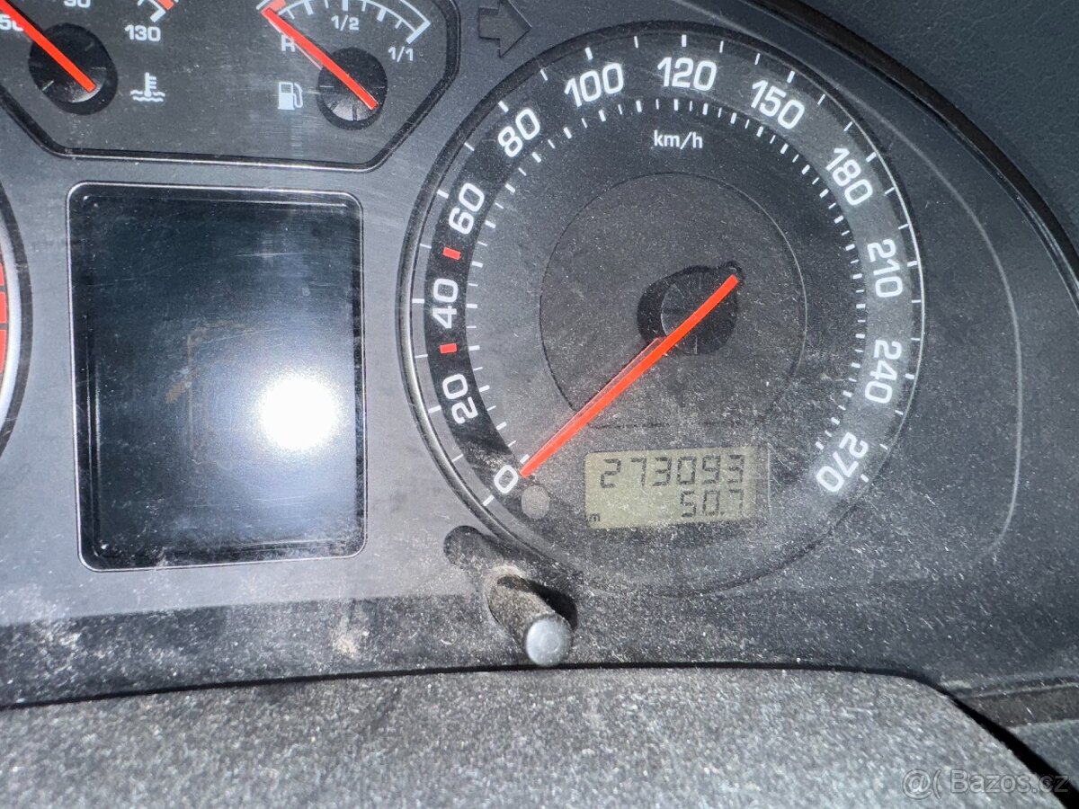 Škoda superb 1.9 TDI 96kw - 7