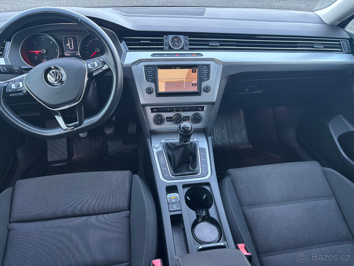 Volkswagen Passat - 7