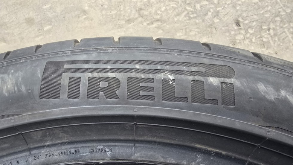Letní pneu 235/45/20 Pirelli - 7