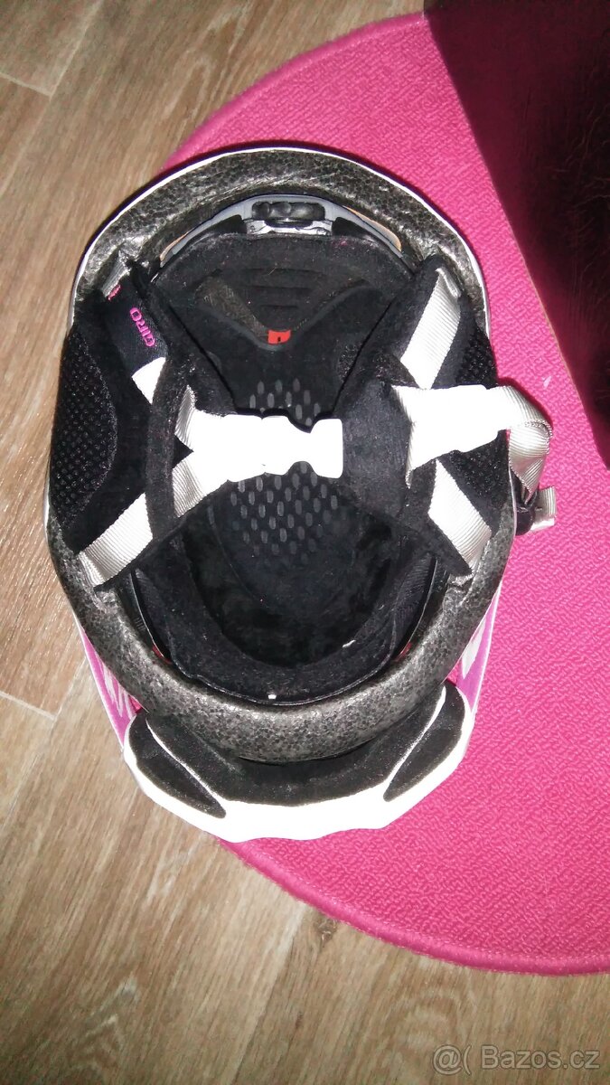 Snowboardové kalhoty Meatfly, přilba Giro a hůlky - 7