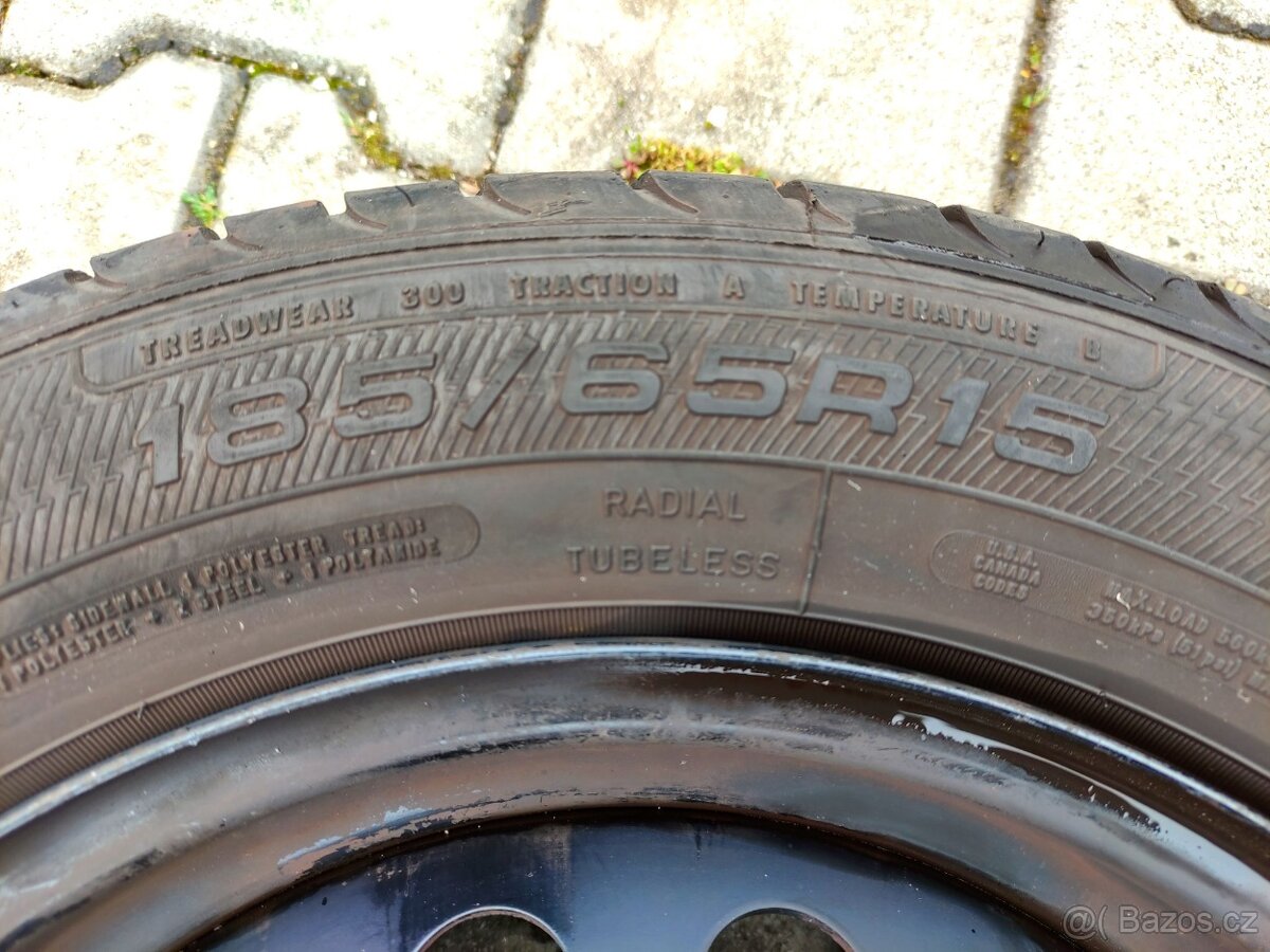 Kompletní kola na Dacia Sandero I ,185/65/15. - 7