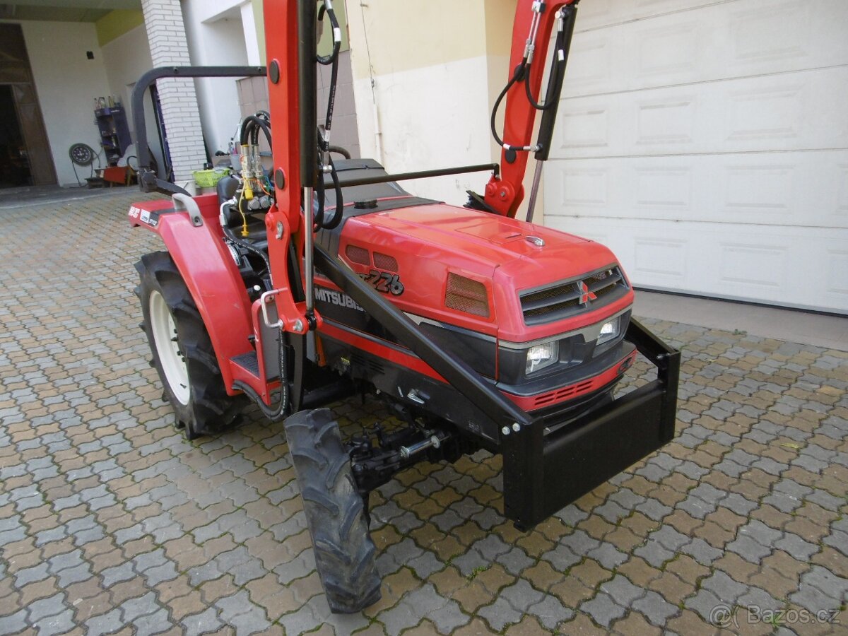 Malotraktor MITSUBISHI MT226D s čelním nakladačem - 7