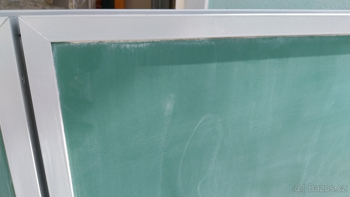 Školní třídílná tabule - 7