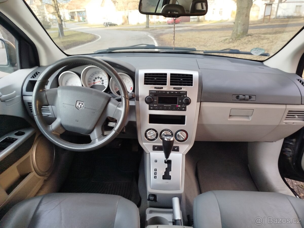 Dodge CALIBER automat 2.0 benzín 2006 - 7