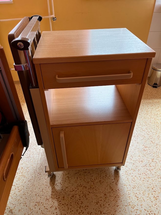 Polohovací postel - 7