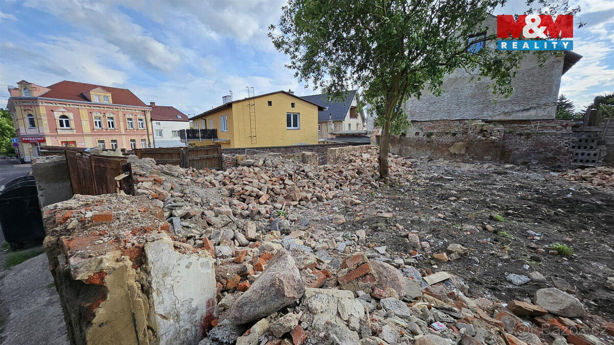 Prodej pozemku k bydlení, 248 m², Dubí, ul. Tramvajní - 7