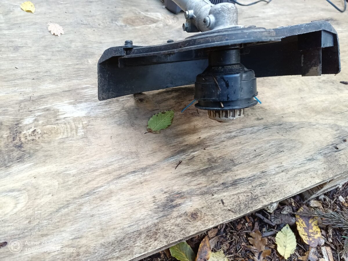 Akumulátorový křovinořez + sekačka RYOBI RBC36X26B - 7