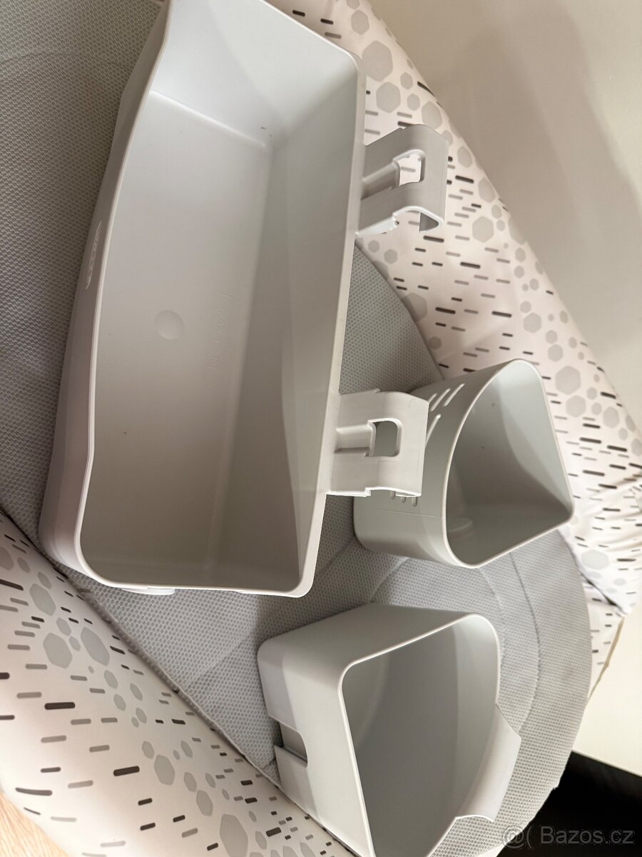 Přebalovací pult Chicco s vaničkou - 7