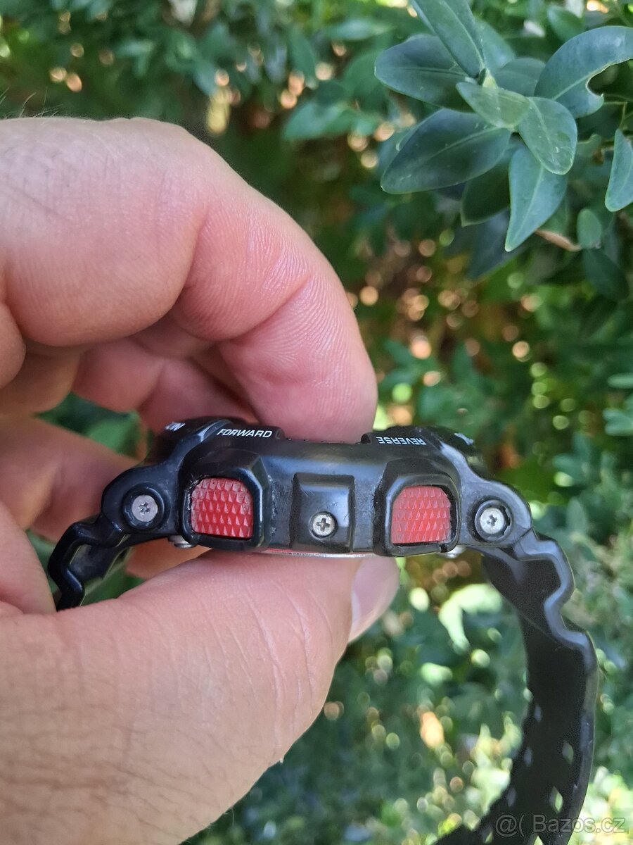 CASIO G-SHOCK GA-100 - 7