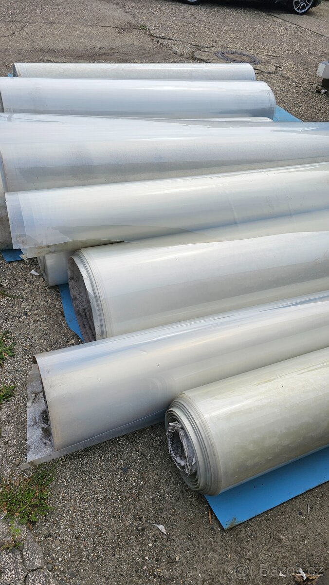 Průhledná čirá transparentní folie - pevná - 7