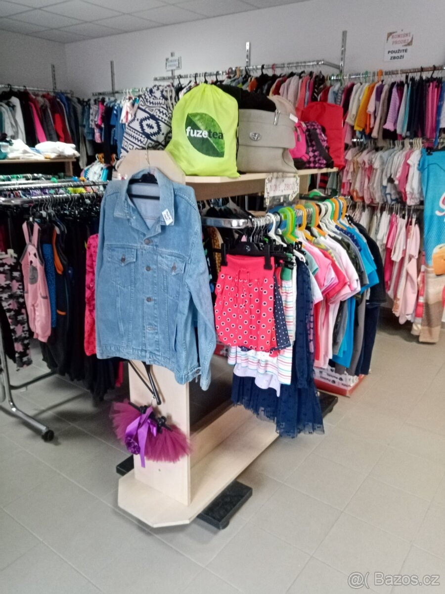 Vybavení prodejny - 7