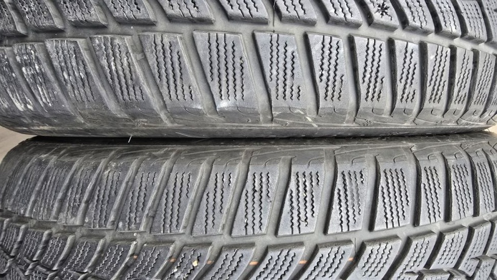 Zimní pneu 205/55/19 Good Year - 7