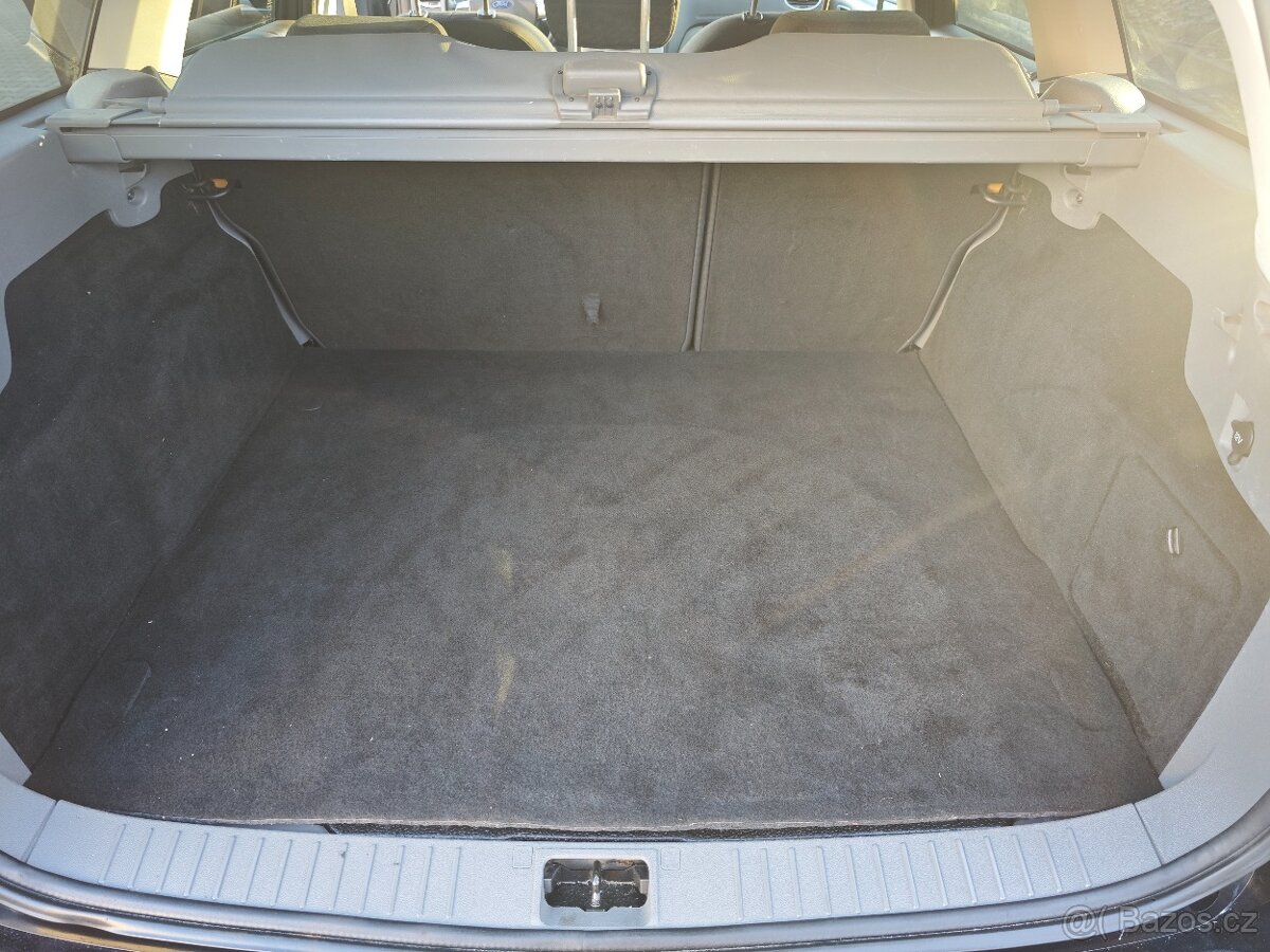 Ford Focus 1.6 16v Turnier - 7