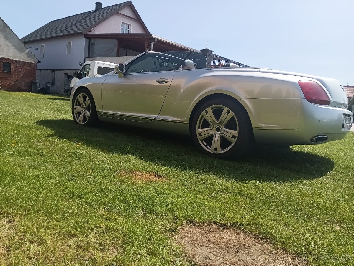 Bentley Continental GTC CR doklady. - 7