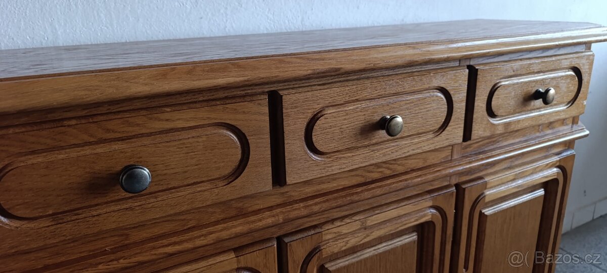 Komoda, masiv, Nábytek s příběhem - 7