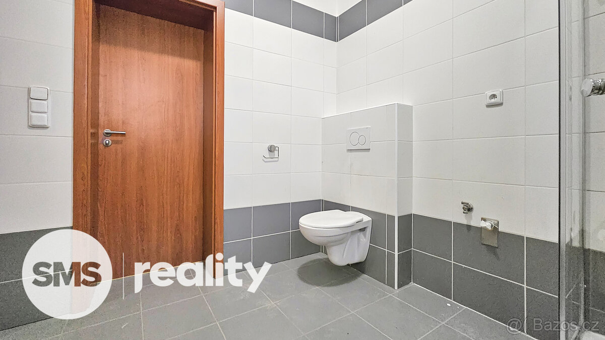 Pronájem prostorného bytu 2+kk, Opava – ul. Popská - 7