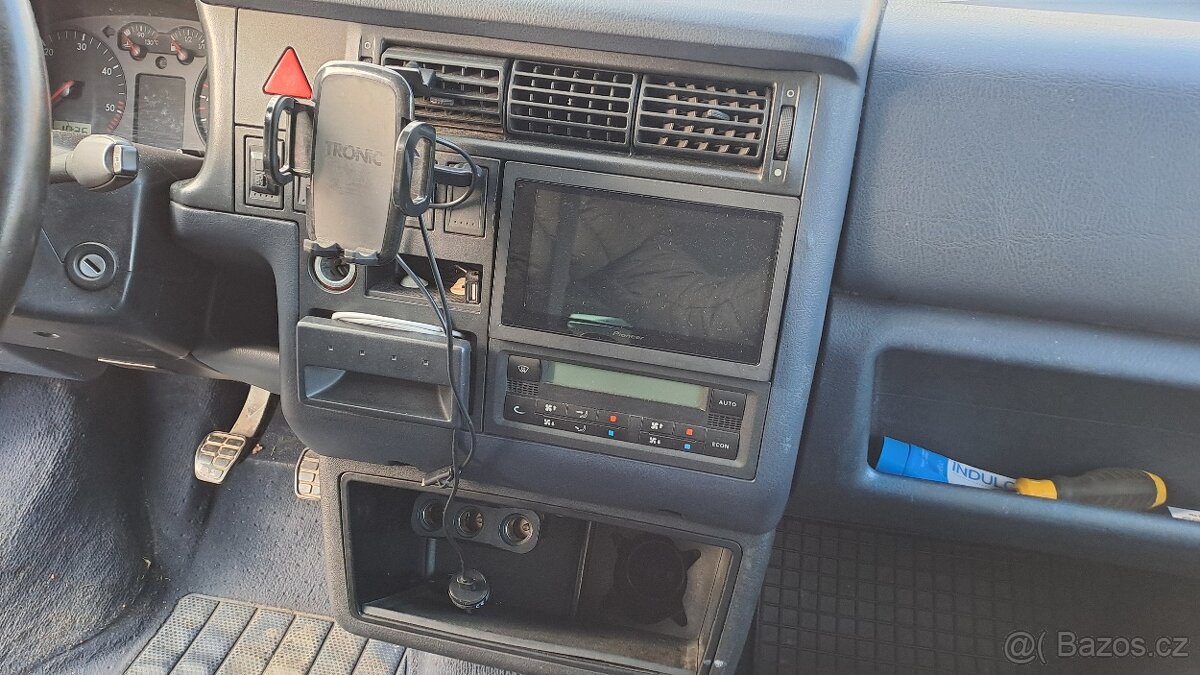 VW T4 Caravelle, 2002, 2,5 111kW - 7