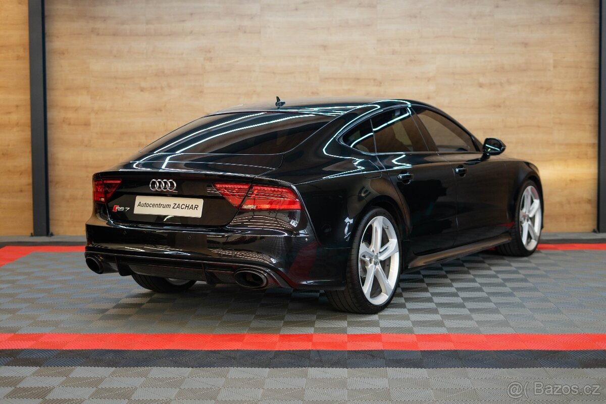 Audi RS7 4.0 V8 - 7