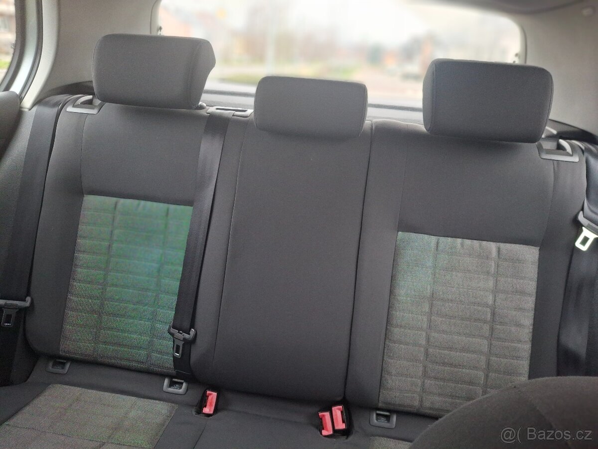 Volkswagen Golf V. 1,6, 75kW, 2007 - 7