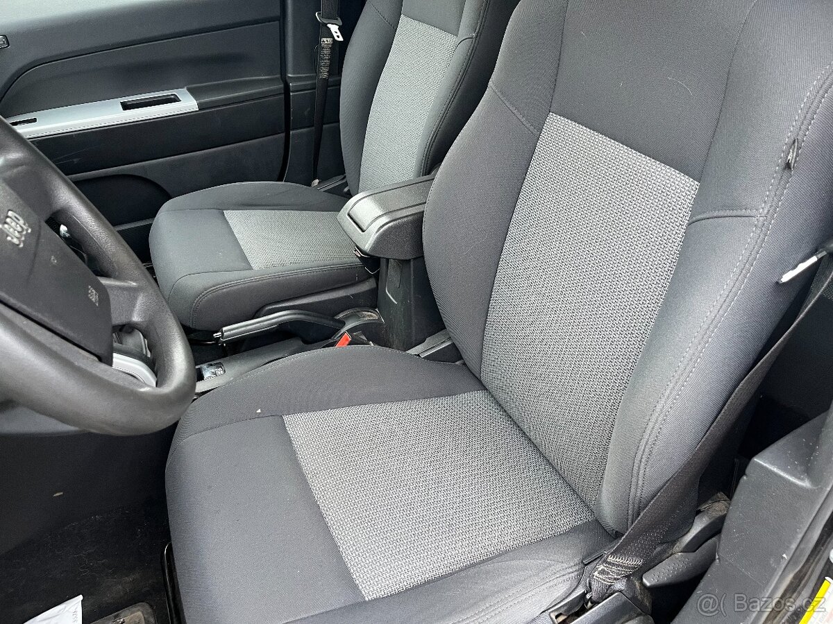 Jeep Patriot 2.4i manuál - 7