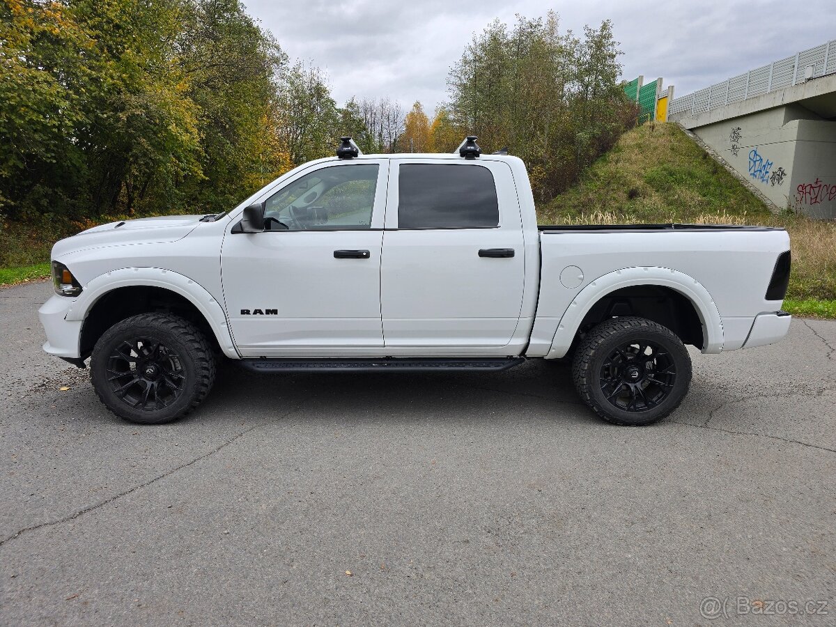 Dodge Ram 1500 4X4 5.7 Hemi - LPG, DPH, r. 11/ 2019 - 7
